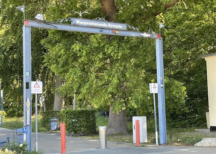 Strandidyll - Ferienwohnung Mit Balkon, Nur 200M Bis Zum Strand