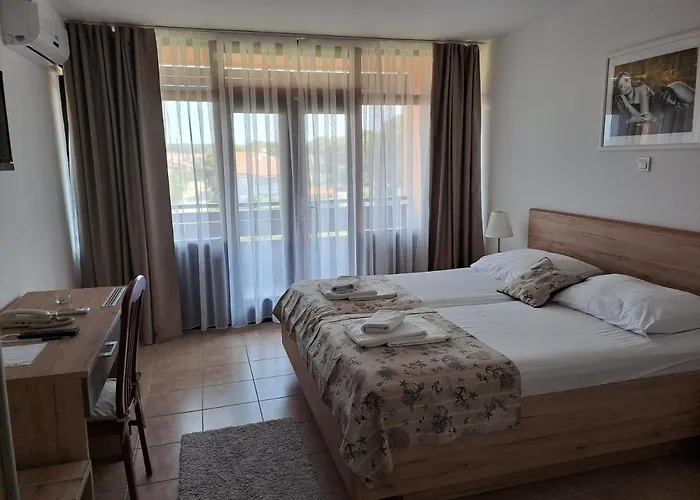 Hotel Albamaris
