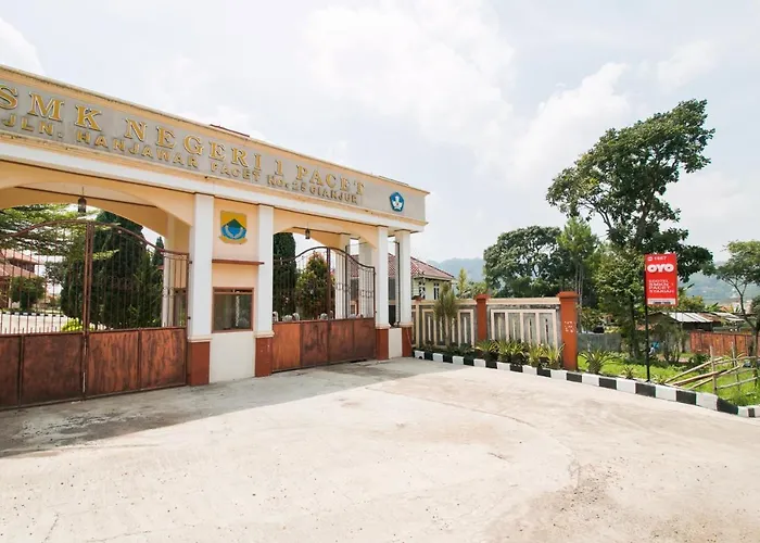 Hotel O Edotel Smkn 1 Pacet Syariah