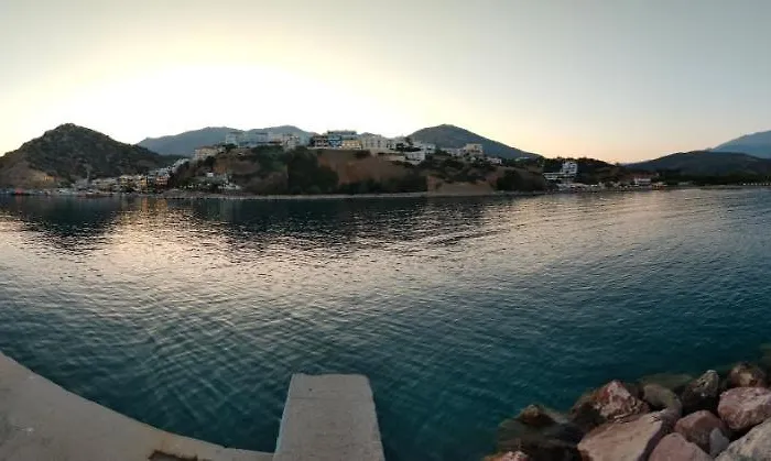 Throubi Villa