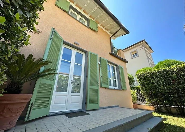 La Casa Di Elena Versilia - Two Apartments
