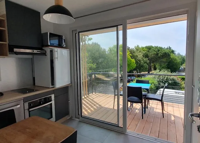Residence Salamandre: Cozy Beachside Retreat for Families