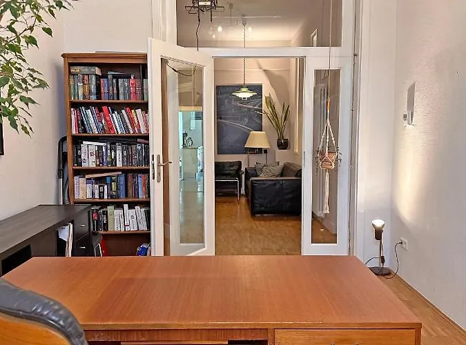 Mediterrane Eg-Wohnung / Basf-Naehe / 650Mbit Wlan