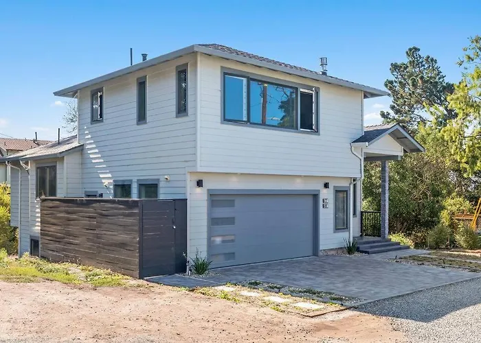 Fabulous Beach Get Away - Brand New Beach House