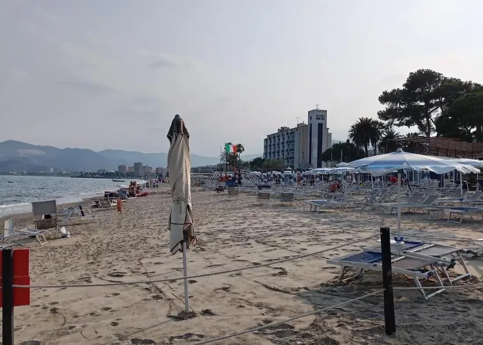 Karina, To The Beach With Terrace And Private Parking