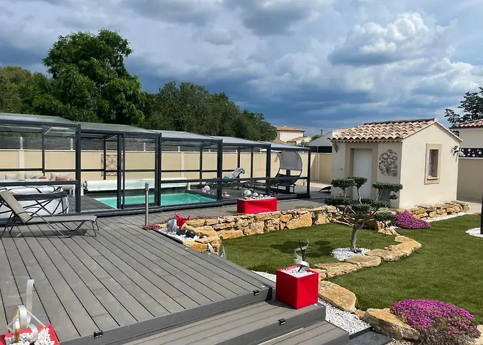 L'Aurore Love Room De Prestige Jacuzzi Sauna Piscine Chauffee Cuisine