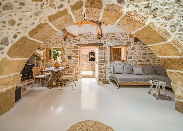 Boutique Cretan House In Old Malia With Jacuzzi