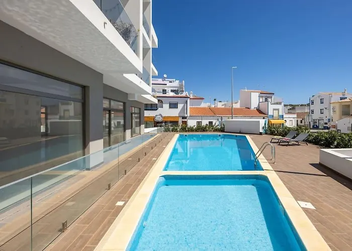 The Hub Central Apartment Burgau