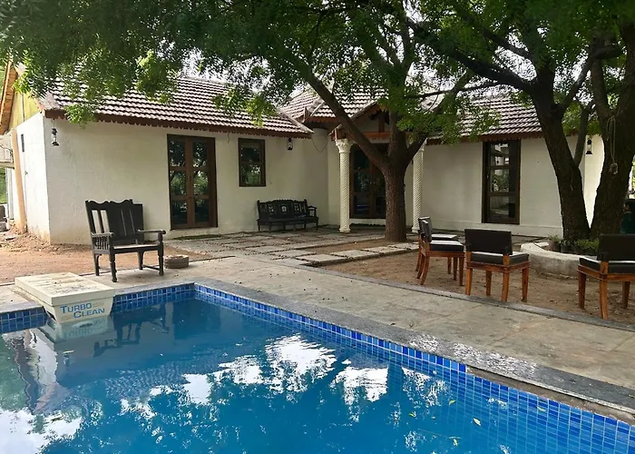 Bk'S Villa Royal At Kensville Golf & Country Club