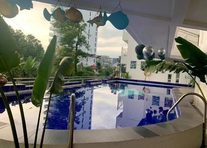 Sheryll Escapes - Kandi Posh 1Br With King Bed, Fibre Wi-Fi & Free Housekeeping