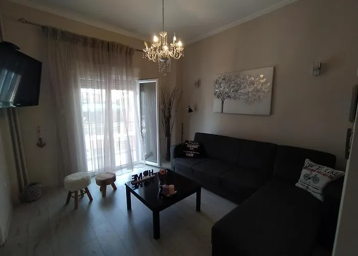 Anthi'S House
