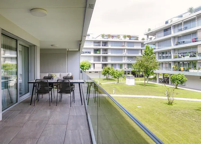 Suite Parco Lago By Quokka 360 - Apartment With Large Terrace Near Locarno Lido
