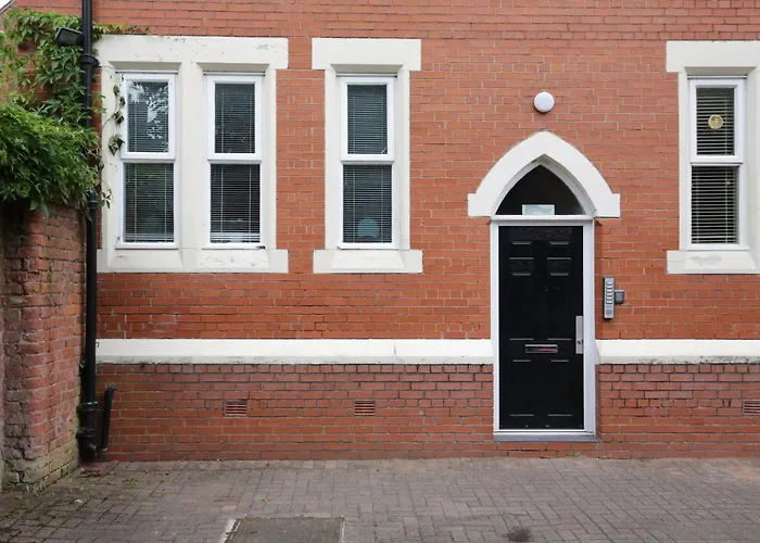 Perfect City Centre Location - Historic Albion Mews