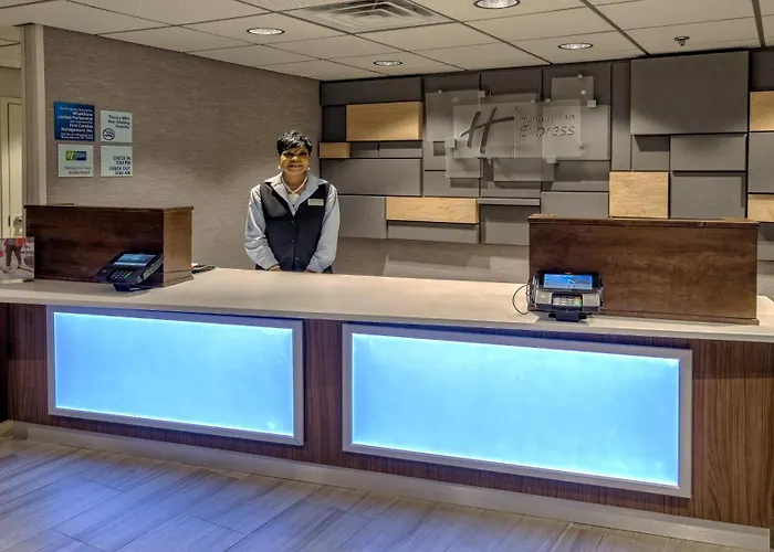 Holiday Inn Express Memphis Medical Center - Midtown By Ihg