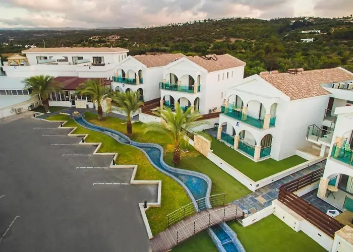 Latchi Escape Hotel And Suites