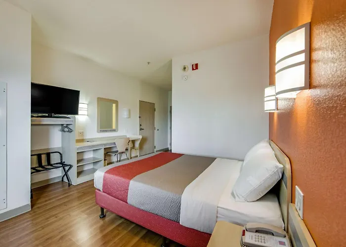 Motel 6-Brampton, On - Toronto