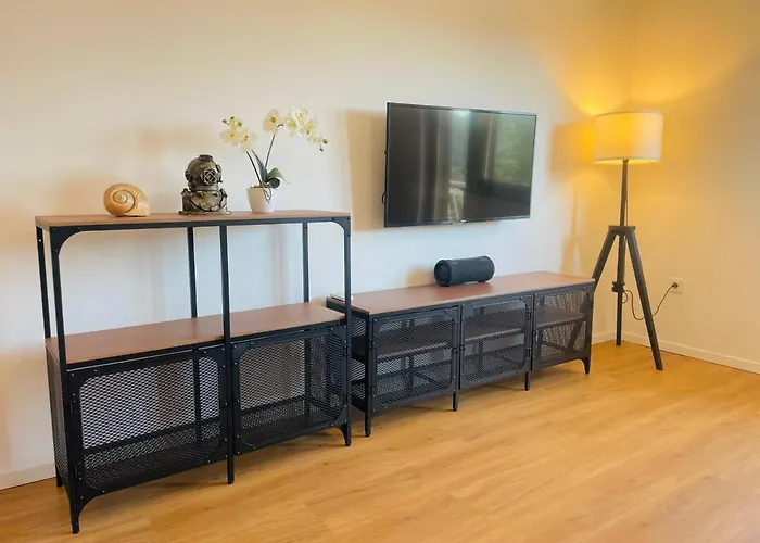 Apartment Happy