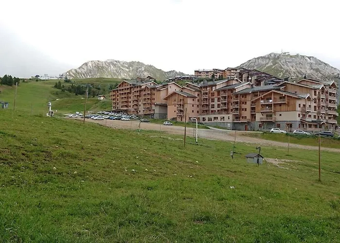 Plagne Soleil - Montsoleil -Ski Aux Pieds-5 Personnes