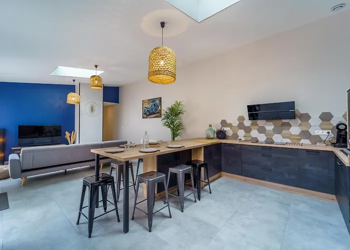 Maison Calme Avec Terrasse/Garage Centre-Ville C