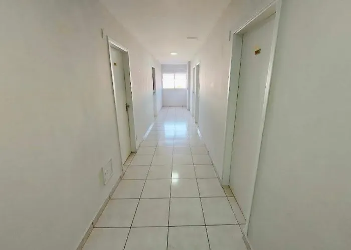 Udi Hostel Hospedaria Economica
