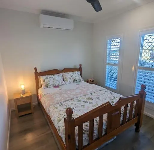 Entire House Near Brisbane City 2Beds