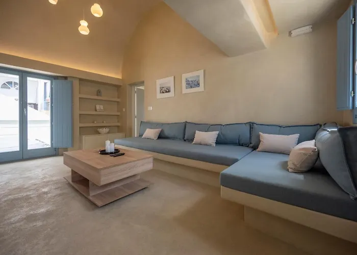 Tholaki Luxury Home