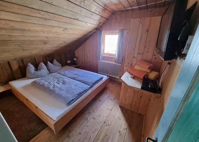Almhuette Chrisanten Thaya Soelden