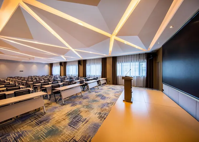 Paco Hotel Guangzhou South Railway Station Panyu Changlong Branch