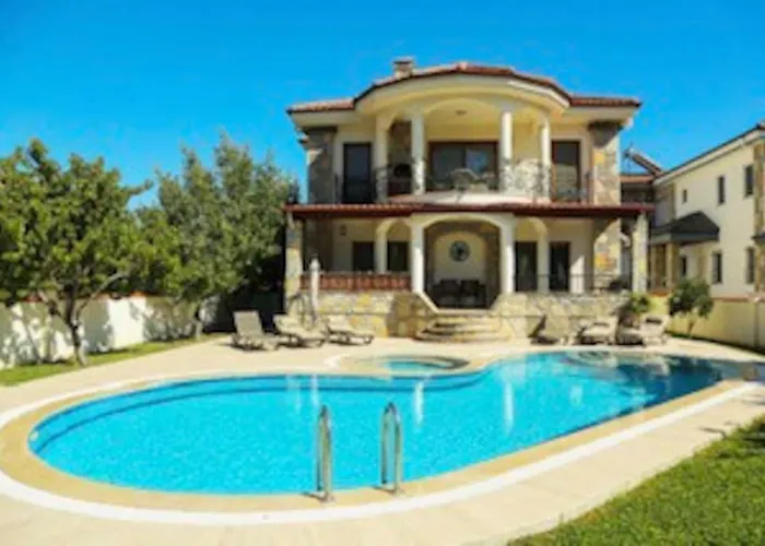 Stunning Villa Ahmet In Dalyan