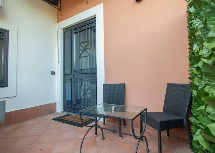 Royal Playa Suite And Apartament -Private Parking- Self Chek Out