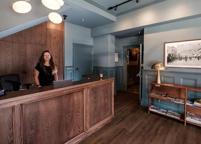 Kaslo Hotel