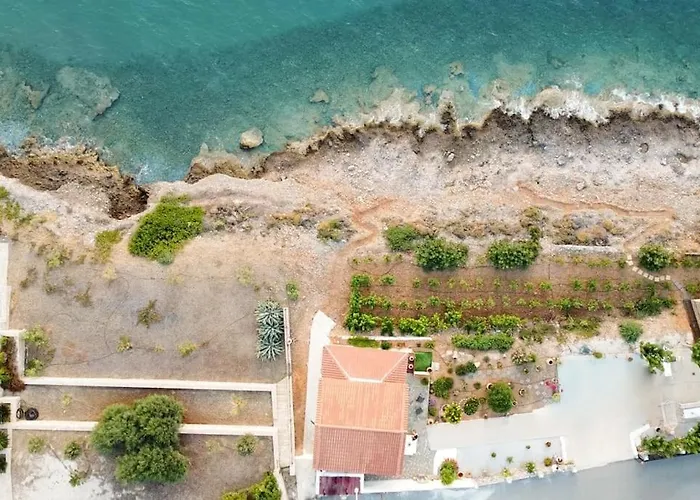 Santa Maria - Seaside Serenity