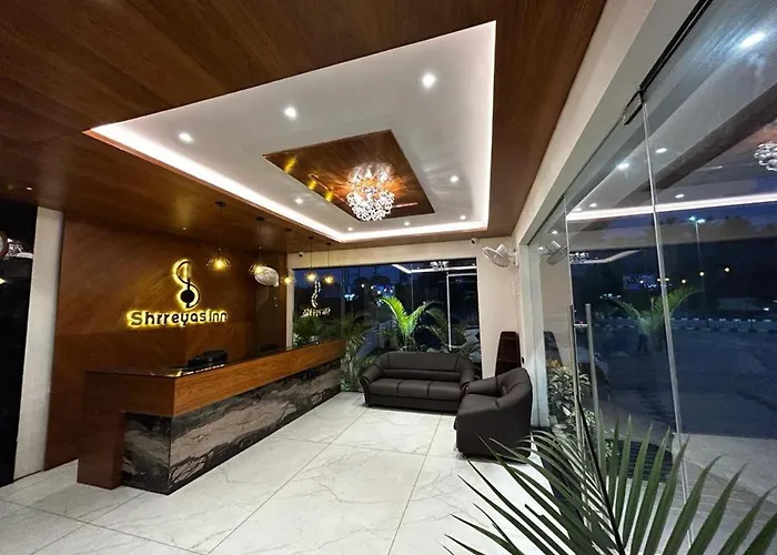 Shrreyas Inn Boarding & Lodging
