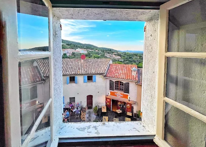 Maison Des Sarrasins