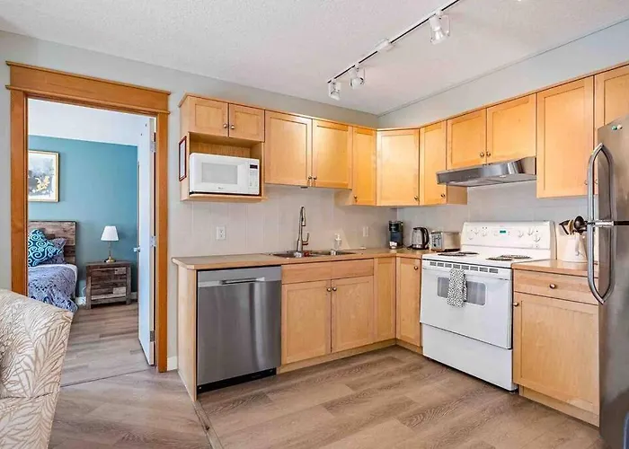 Lux 2Br 5Bd Suite Mountain View!