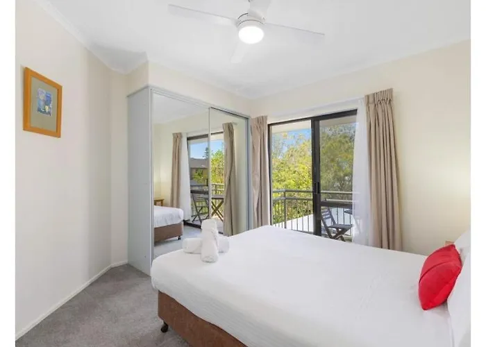 Beachfront Apartments Unit 18