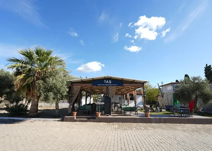 Akbuek Tas Otel