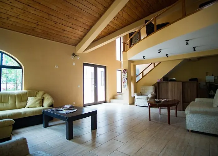 Vila Tahne