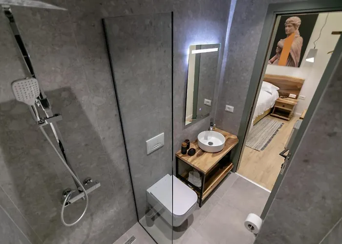 Elegance Boutique Hotel