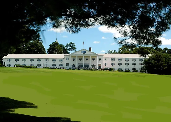 The Maine Inn At Poland Spring Resort