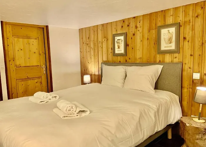 Alpe D'Huez Houses - Chalet Justine - Duplex For Up To 15 People Amazing Location