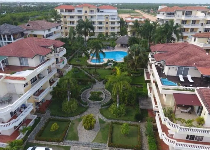 Residencial Las Palmeras De Willy Boca Chica