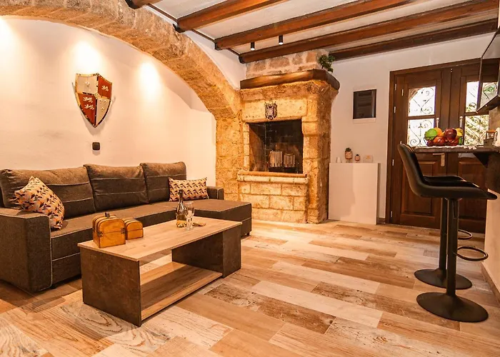 Inverno Medieval Apartment