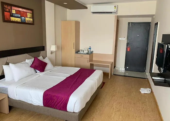 Hotel West End