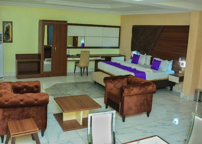 Top Rank Hotel Galaxy Asaba