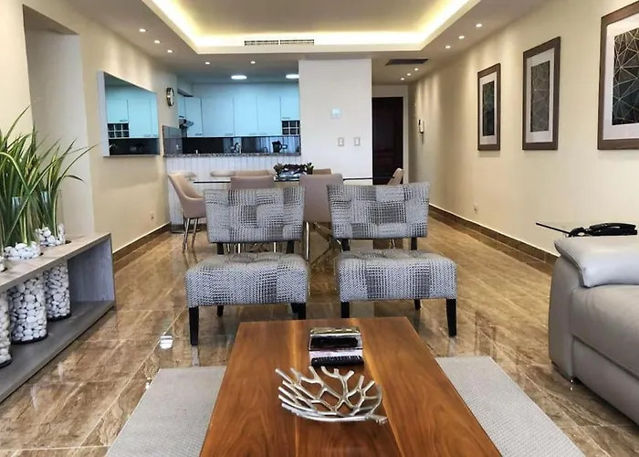 Lovely Sto Dgo Center Apt