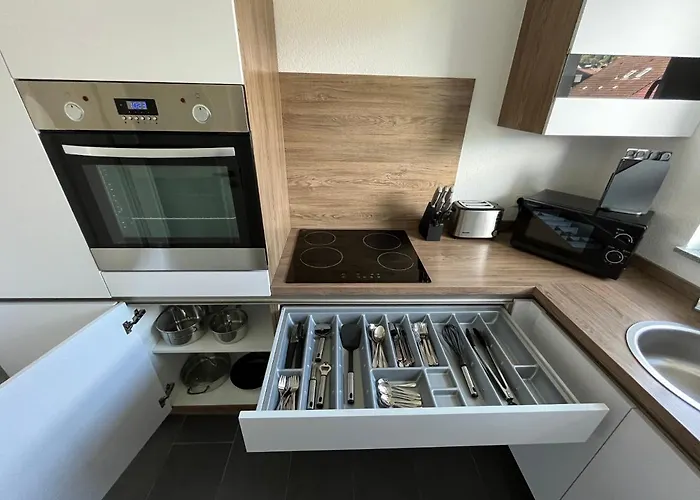 Premium Apartment 75Qm 3 Zimmer Kueche, Balkon, Smart Tv, Wifi