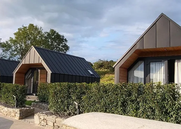 The Rocks - Luxury Glamping Resort