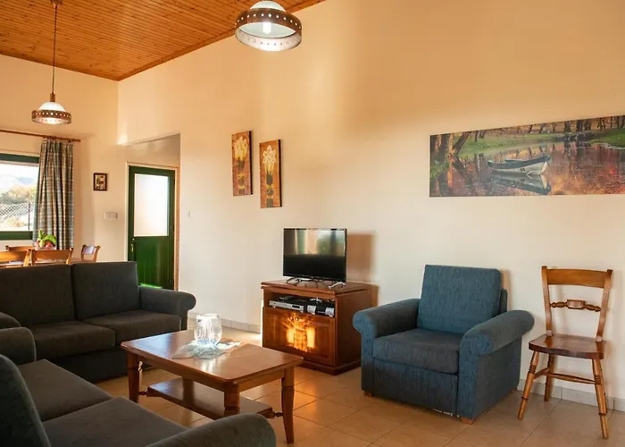 Adonis Villa