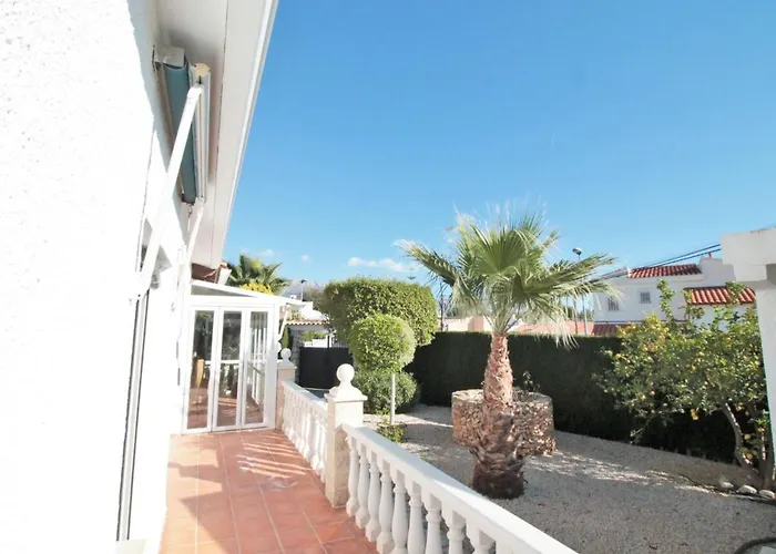 Holiday Home Leon By Interhome